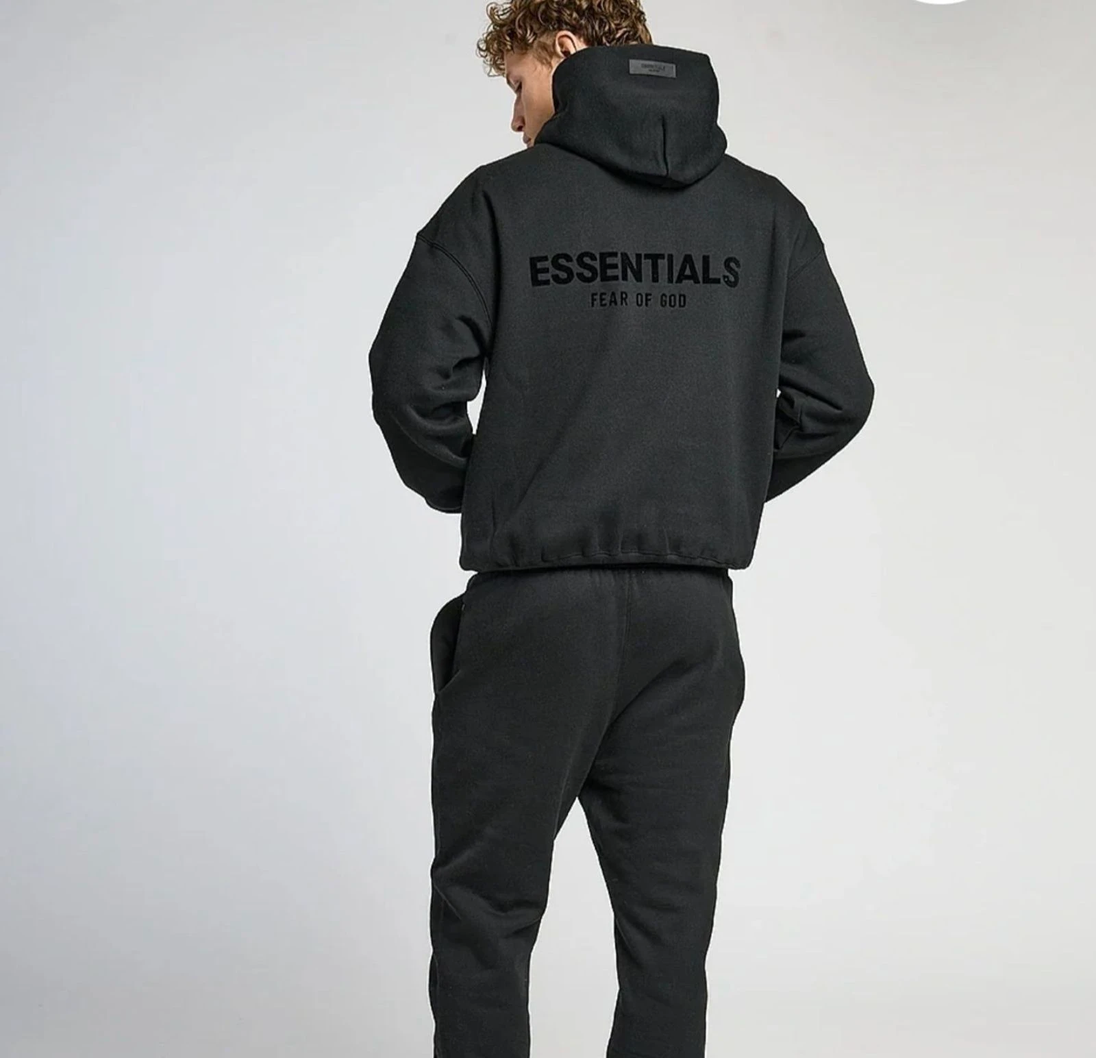 Tracksuit – photo 2